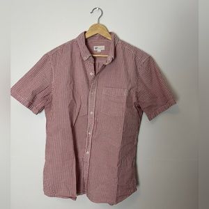 Gap button up